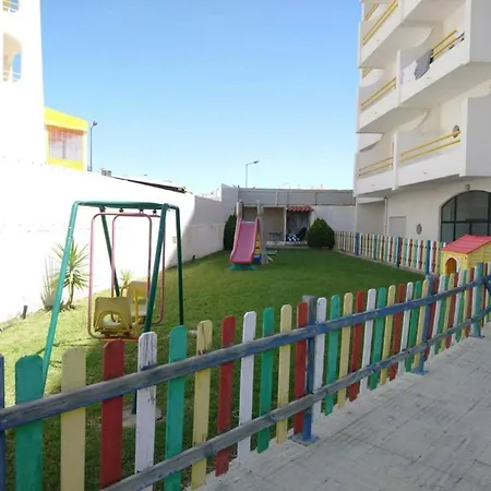 1 Bedroom Cardoso, Praceta Vitorino Nemesio,